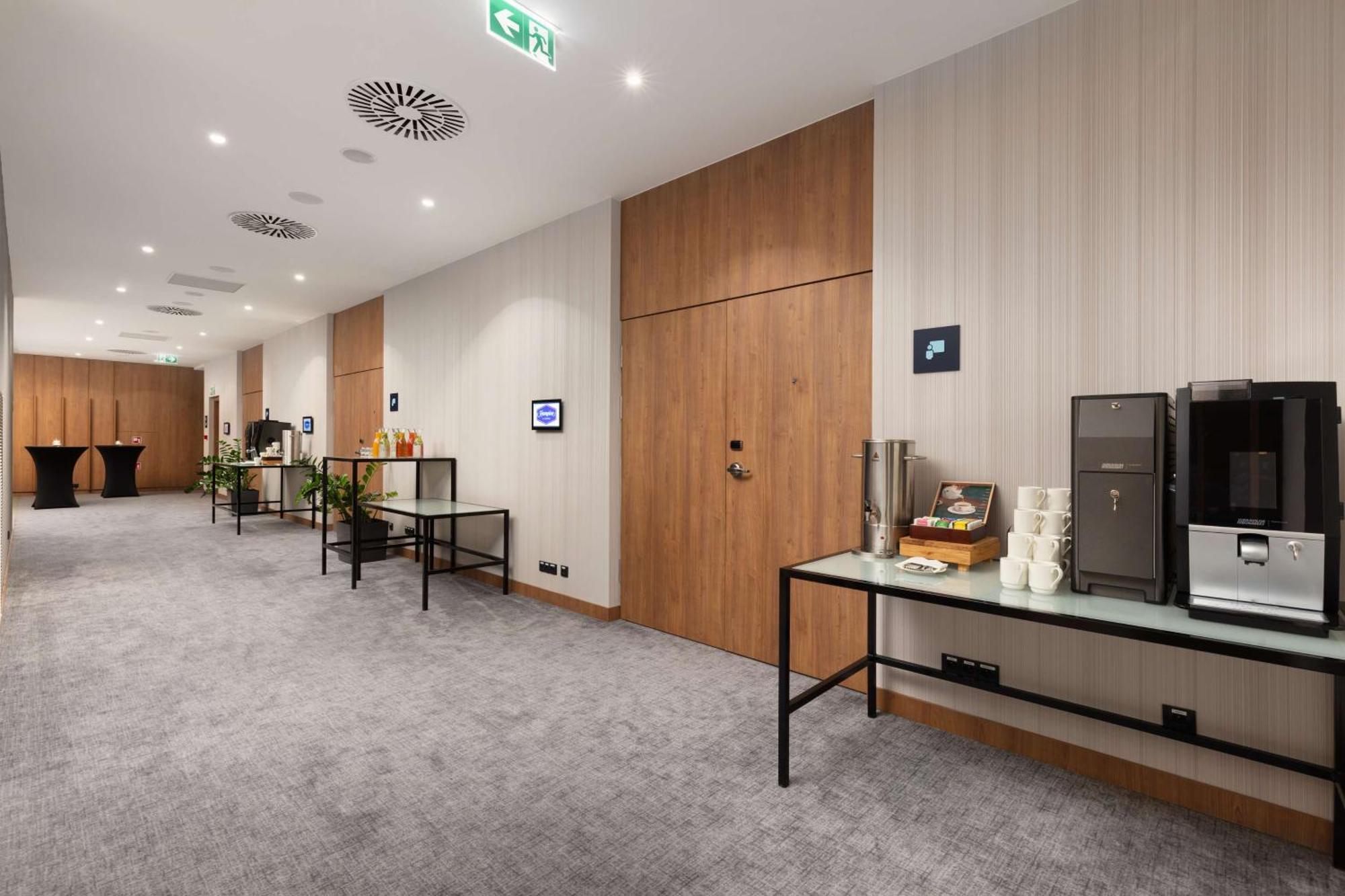 Hampton By Hilton Lodz City Center Kültér fotó